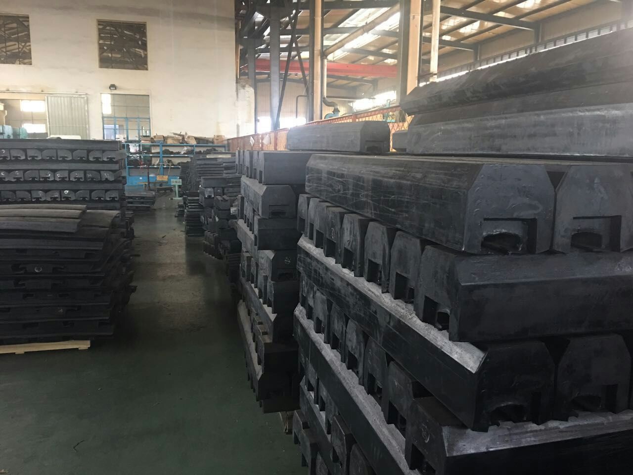 自磨機(jī)橡膠襯板廠家